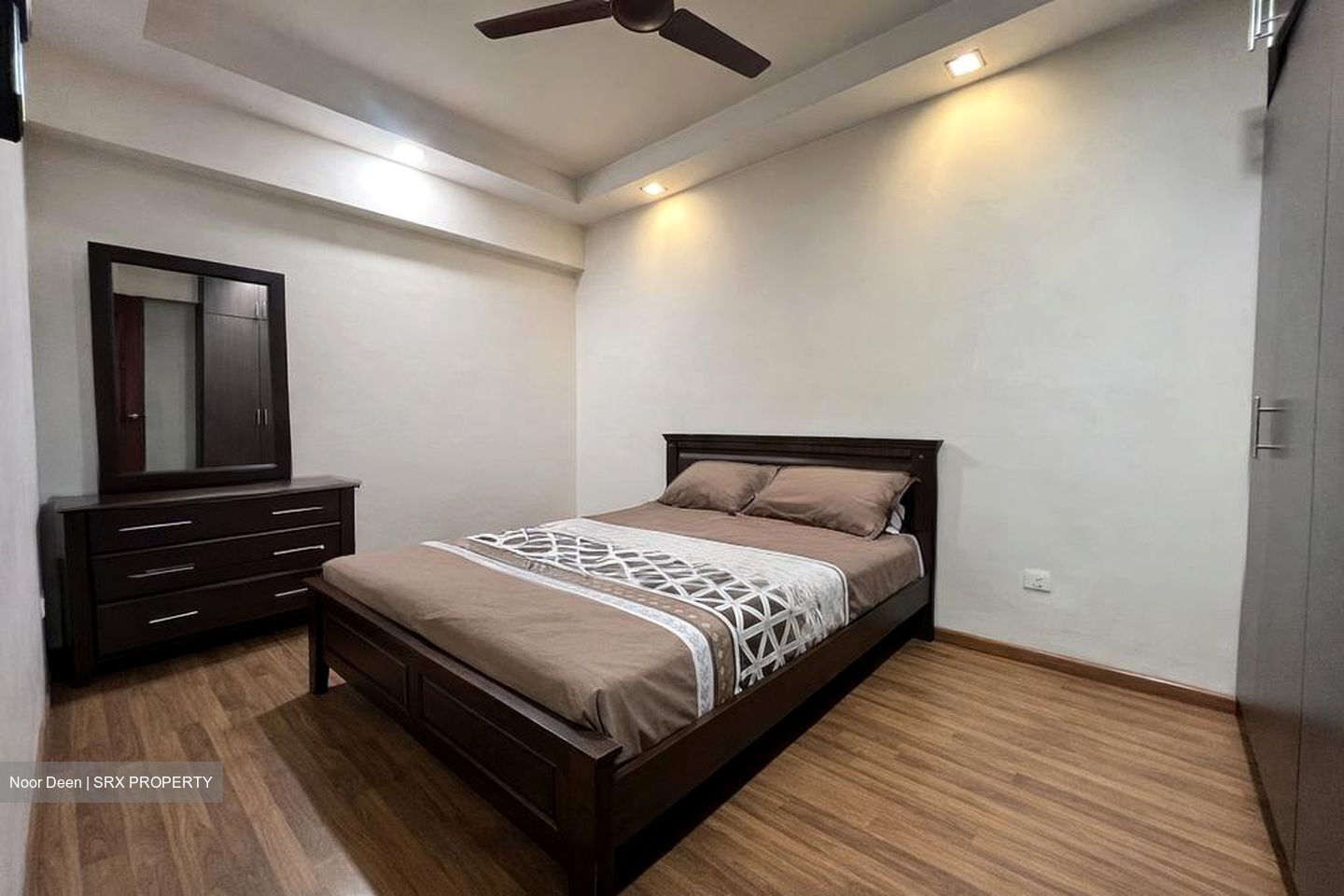 Blk 49 Pine Green (Geylang), HDB 4 Rooms #530064881